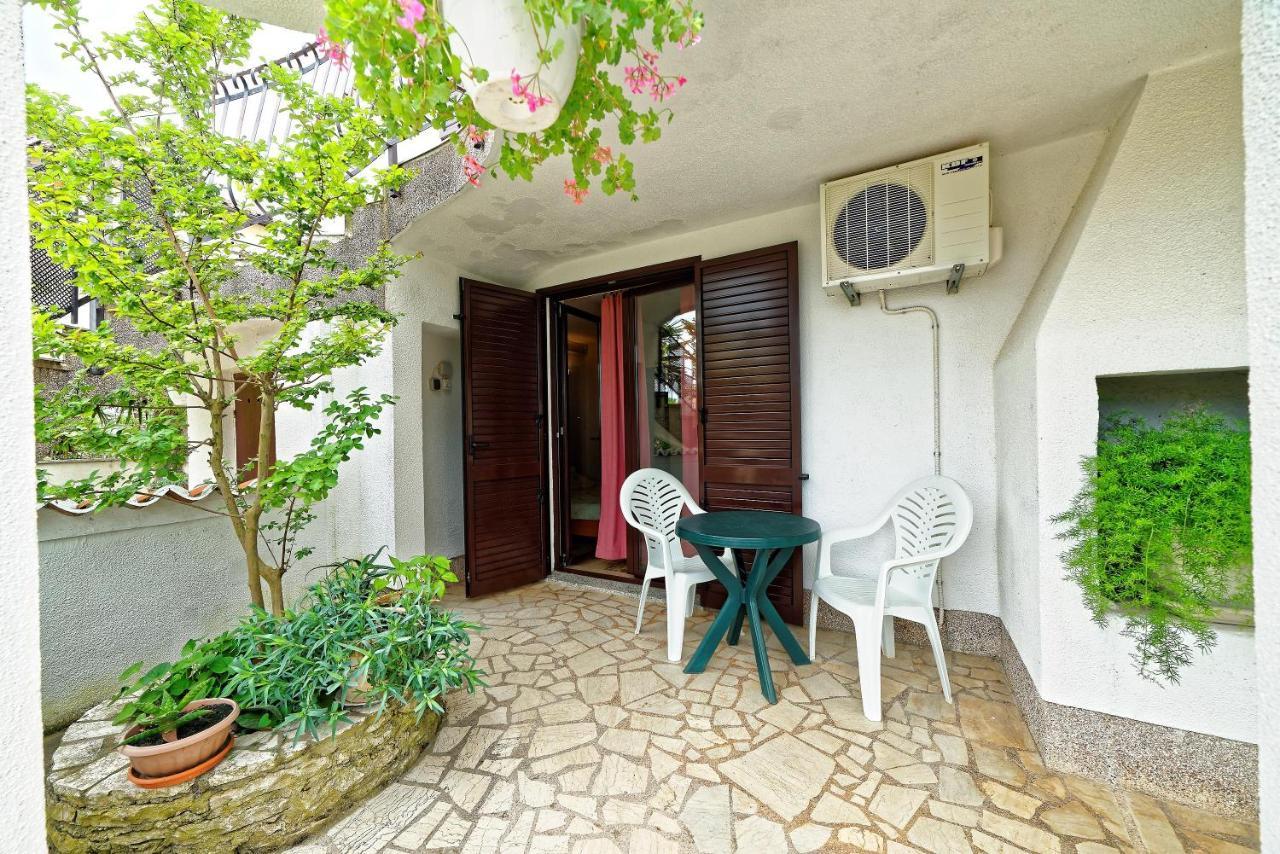 Guest House Jolanda Medulin Ngoại thất bức ảnh