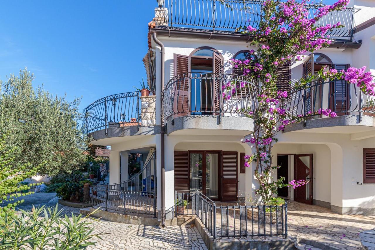 Guest House Jolanda Medulin Ngoại thất bức ảnh