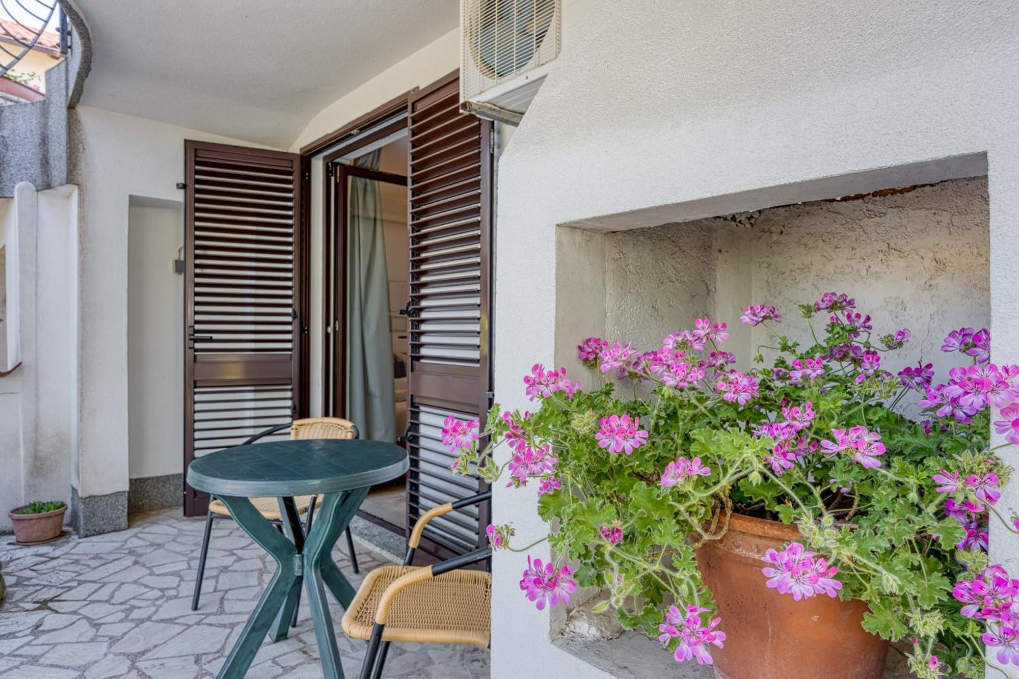 Guest House Jolanda Medulin Ngoại thất bức ảnh