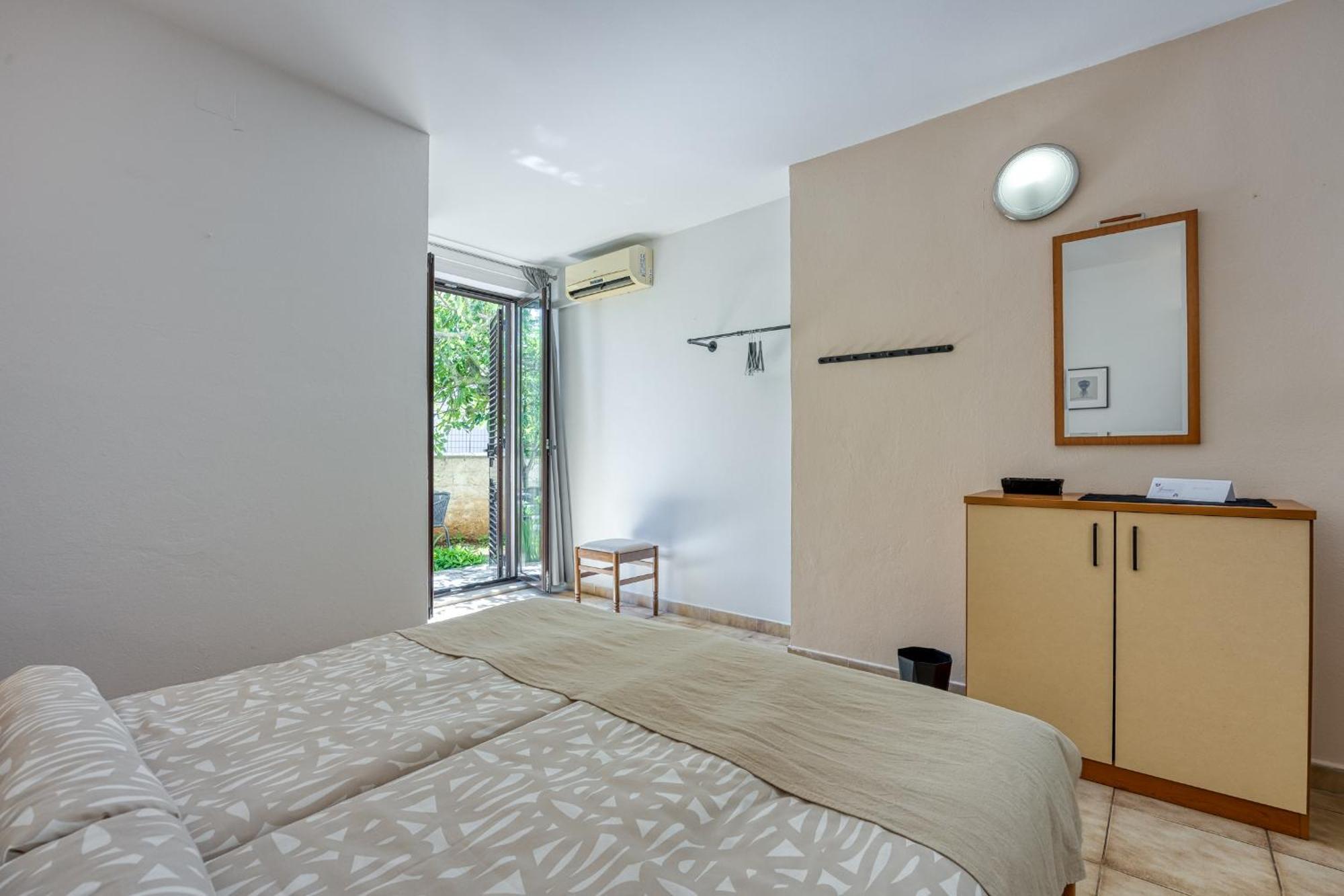 Guest House Jolanda Medulin Ngoại thất bức ảnh